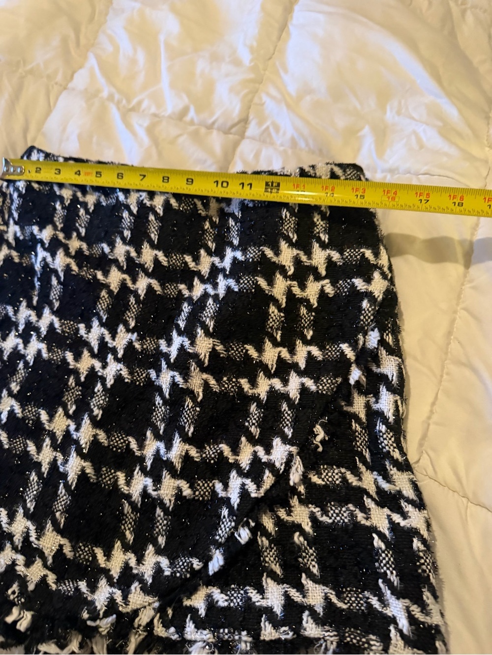 Versona Black & White Houndstooth Tweed Skort - Picture 4 of 8